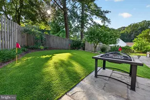 7901 Laural Valley Way, Springfield, VA 22153 - Photo 5