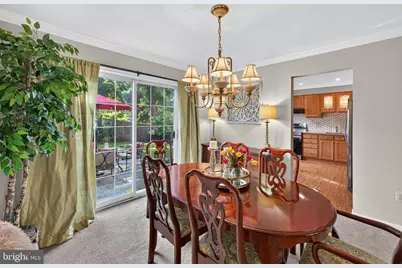 7901 Laural Valley Way, Springfield, VA 22153 - Photo 19