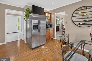 7901 Laural Valley Way, Springfield, VA 22153 - Photo 15
