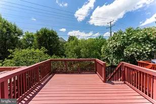 2534 Peter Jefferson Ln, Herndon, VA 20171 - Photo 11