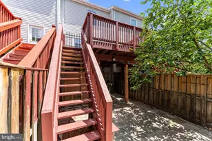 2534 Peter Jefferson Ln, Herndon, VA 20171 - Photo 9