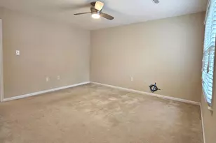 6413 4 Oaks Ln, Burke, VA 22015 - Photo 21