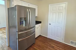 6413 4 Oaks Ln, Burke, VA 22015 - Photo 15