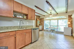 4118 Whispering Ln, Annandale, VA 22003 - Photo 19