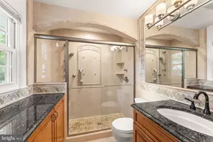5012 Portsmouth Rd, Fairfax, VA 22032 - Photo 23