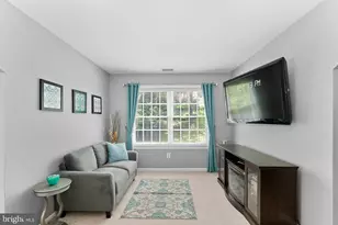 7214 Calamo St, Springfield, VA 22150 - Photo 47