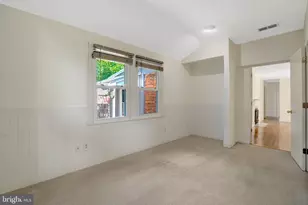 8015 New Market Rd, Alexandria, VA 22308 - Photo 29