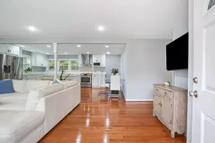 6802 Derrell Ct, Alexandria, VA 22307 - Photo 11
