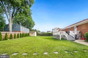 6802 Derrell Ct, Alexandria, VA 22307 - Photo 3