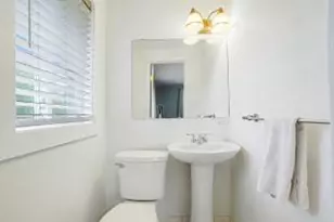 6802 Derrell Ct, Alexandria, VA 22307 - Photo 19