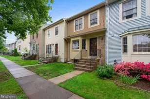 14643 Stone Range Dr, Centreville, VA 20120 - Photo 3