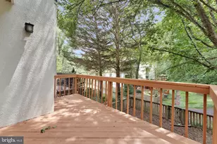 2347 Millennium Ln, Reston, VA 20191 - Photo 17