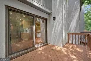 2347 Millennium Ln, Reston, VA 20191 - Photo 19