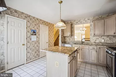 2409 Simpkins Farm Drive, Herndon, VA 20171 - Photo 11