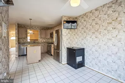 2409 Simpkins Farm Drive, Herndon, VA 20171 - Photo 13