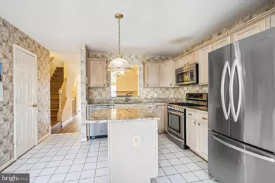 2409 Simpkins Farm Drive, Herndon, VA 20171 - Photo 7