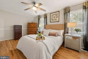 6317 Buffie Ct, Burke, VA 22015 - Photo 15