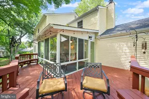 2655 Petersborough St, Herndon, VA 20171 - Photo 49