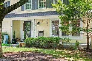 2655 Petersborough St, Herndon, VA 20171 - Photo 3