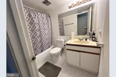 527 Florida Avenue #103, Herndon, VA 20170 - Photo 7