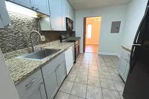 527 Florida Ave, Herndon, VA 20170 - Photo 7