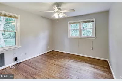 6641 Barrett Road, Falls Church, VA 22042 - Photo 13