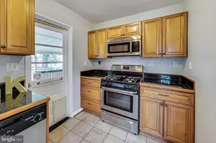 6641 Barrett Rd, Falls Church, VA 22042 - Photo 9