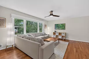 1933 Relda Ct, Falls Church, VA 22043 - Photo 3
