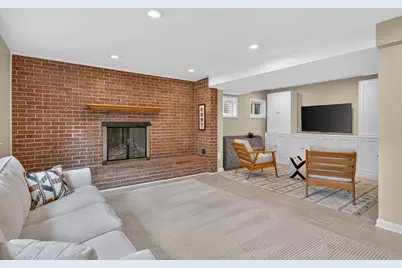 1933 Relda Court, Falls Church, VA 22043 - Photo 19