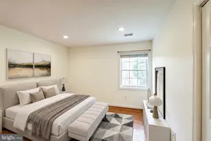 6110 Franconia Station Ln, Alexandria, VA 22310 - Photo 11