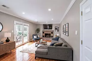 6110 Franconia Station Ln, Alexandria, VA 22310 - Photo 25