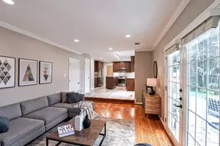 6110 Franconia Station Ln, Alexandria, VA 22310 - Photo 23