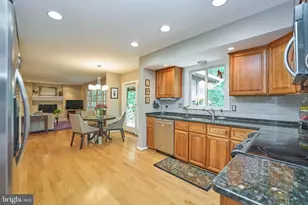 3091 Cobb Hill Ln, Oakton, VA 22124 - Photo 17
