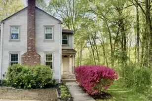 10100 Walnut Wood Ct, Burke, VA 22015 - Photo 1