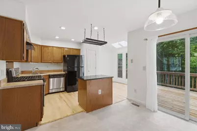 6090 Joust Lane, Alexandria, VA 22315 - Photo 11