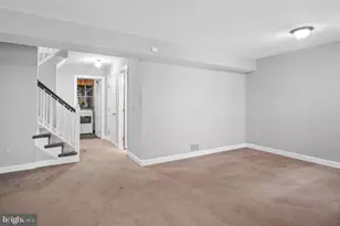 7439 Heatherfield Ln, Alexandria, VA 22315 - Photo 27