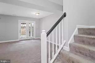 7439 Heatherfield Ln, Alexandria, VA 22315 - Photo 25