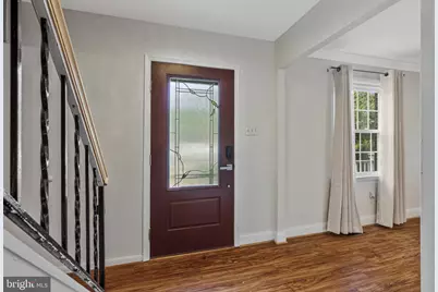 1107 Treeside Lane, Herndon, VA 20170 - Photo 5
