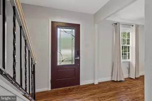 1107 Treeside Ln, Herndon, VA 20170 - Photo 5