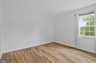1107 Treeside Ln, Herndon, VA 20170 - Photo 29