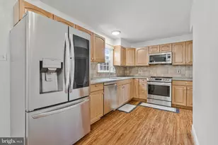 1107 Treeside Ln, Herndon, VA 20170 - Photo 13