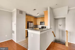 13038 Cabin Creek Rd, Herndon, VA 20171 - Photo 13