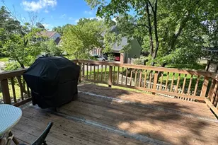 893 Broad Oaks Dr, Herndon, VA 20170 - Photo 3