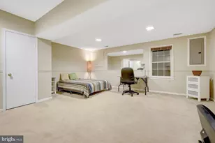 11955 Artery Dr, Fairfax, VA 22030 - Photo 29