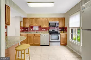11955 Artery Dr, Fairfax, VA 22030 - Photo 7