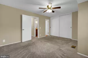 2665 Glengyle Dr, Vienna, VA 22181 - Photo 25