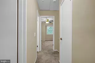 2665 Glengyle Dr, Vienna, VA 22181 - Photo 13