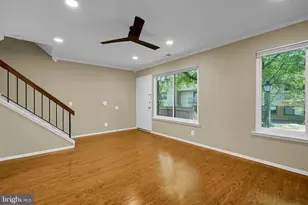 2665 Glengyle Dr, Vienna, VA 22181 - Photo 3