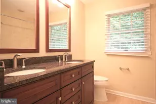 6065 Innisvale Dr, Fairfax Station, VA 22039 - Photo 25