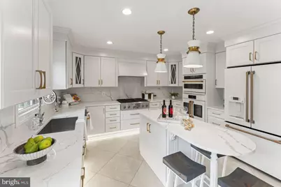 5844 Bermuda Court, McLean, VA 22101 - Photo 9